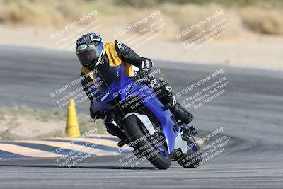 media/Nov-16-2025-Race Pace (Sun) [[8c5fa54630]]/Non Verified Riders (1st 20 Minutes)/2-Turn 10 (1010am)/